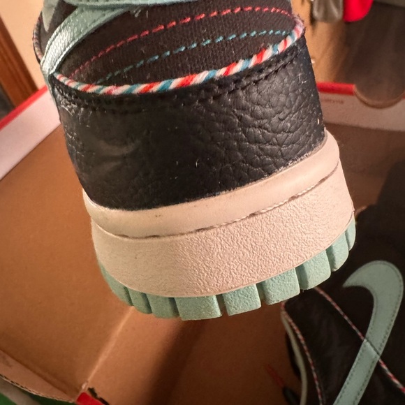 Nike Dunk Low GS (GS) Youth Size 7 - Picture 4 of 7